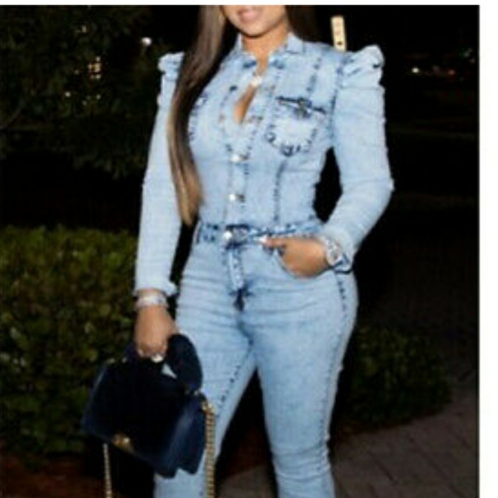 Jean jumpsuit - Picture 2 of 3